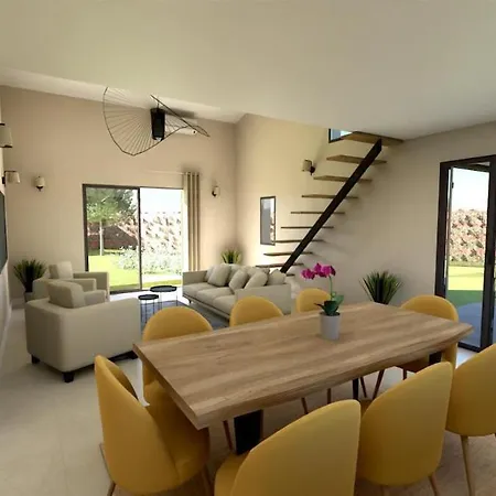 Ongoing Renovation - With Private Pool In Vence